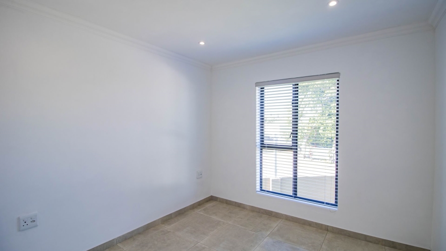 To Let 2 Bedroom Property for Rent in Saldanha Western Cape